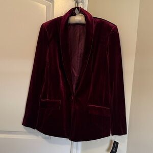 Elegant Burgundy Velvet Blazer